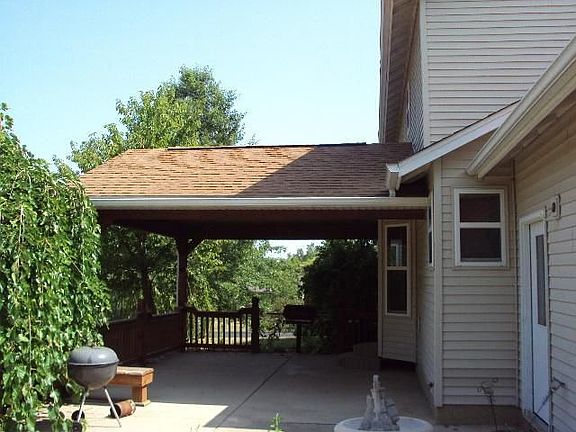 2nd image of 1117 Bellow Falls Dr