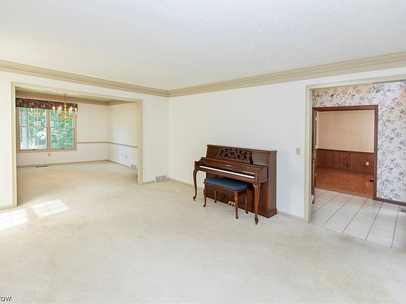 4th image of 31832 Tradewinds Dr
