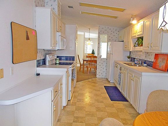 5th image of 4561 Coquina Crossing Dr