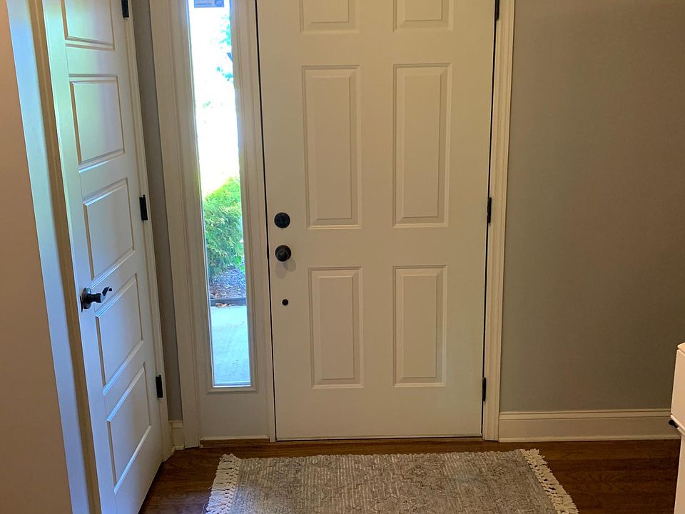 1st image of 3324 Willow Lake Cir
