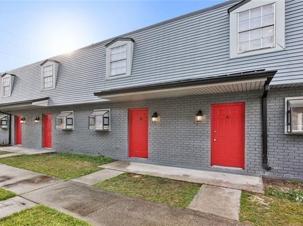63 Carriage Ln APT B