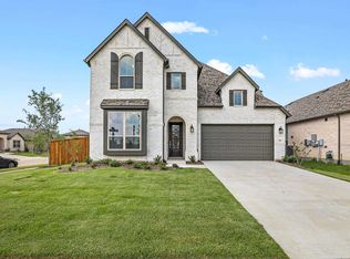 1203 Sumner St, Aubrey, TX 76227