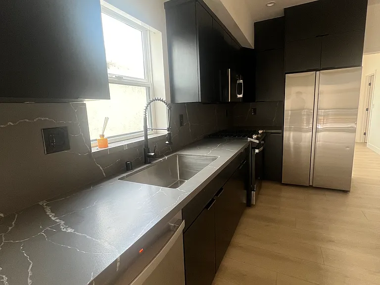 6006 Comey Ave — Photo 29
