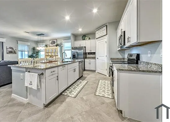 1846 Beautyberry Ct — Photo 2