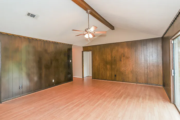 4313 Lariat Dr — Photo 4