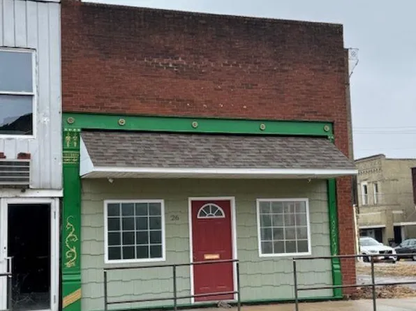 26 W Vincennes St, Linton, IN 47441