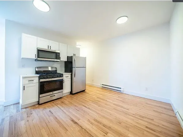 163 3rd Street image 2 of 10