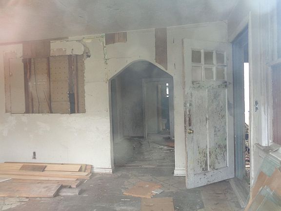 5th image of 1623 W 29th St