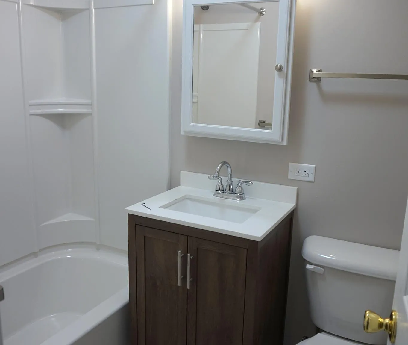 2 bed, 750 sqft, $1,100 — Photo 1