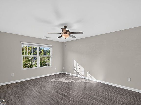 5th image of 224 Stone Creek Ct