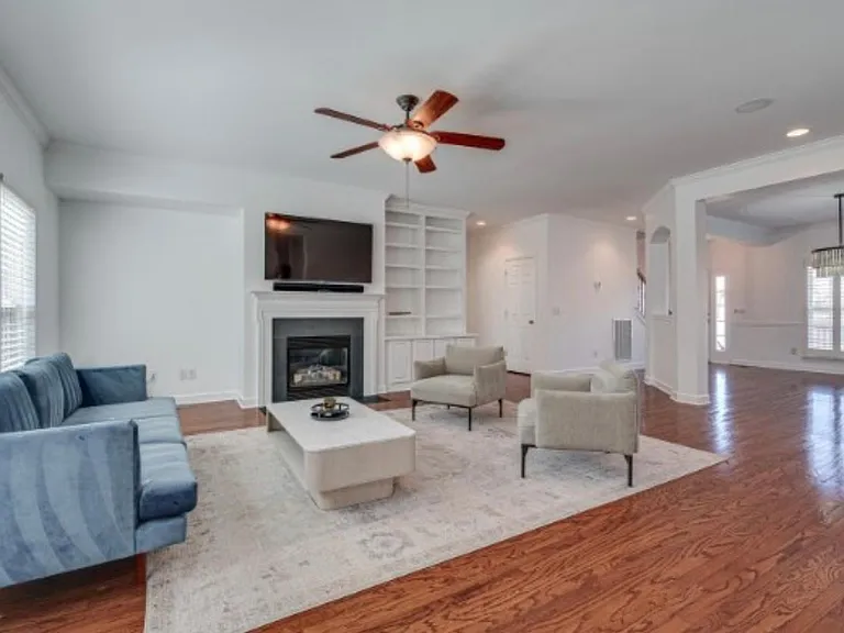 1232 Lighthouse Pl — Photo 3