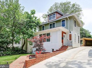 7509 Carroll Ave, Takoma Park, MD 20912