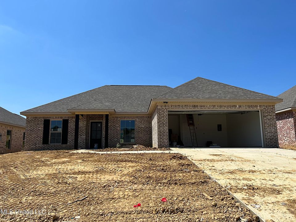 2nd image of 805 Oakbrook Way