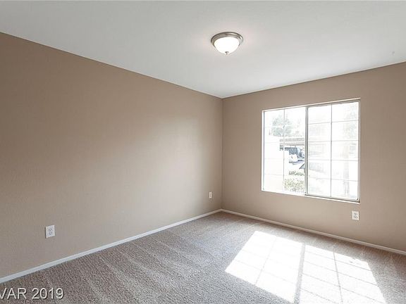 4th image of 1908 Mountain Hills Ct Unit 102