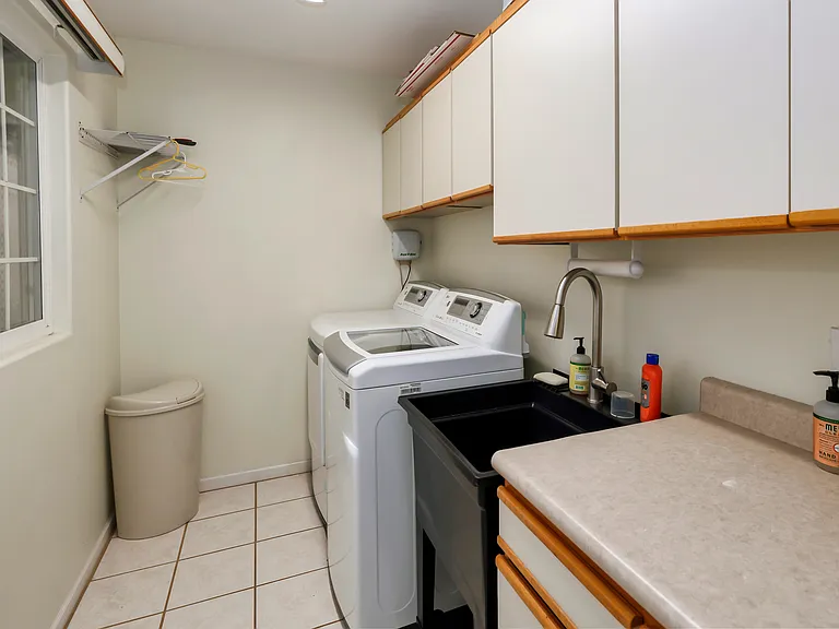 170 E Alulike St — Photo 16