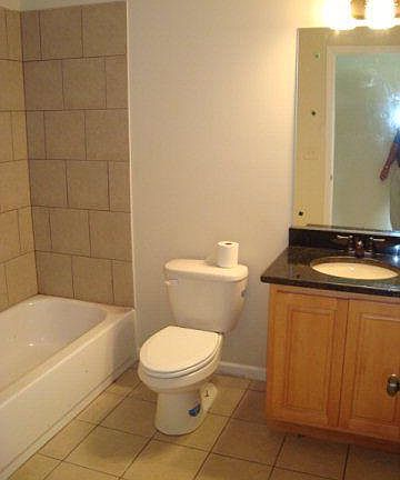 4th image of 2409 7th St