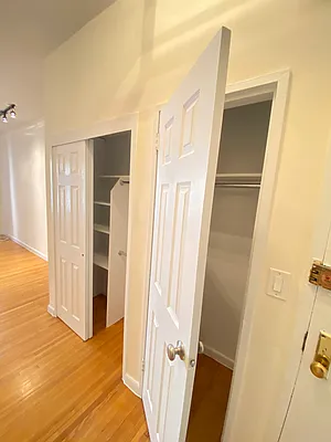 Rented by Bond New York | media 11