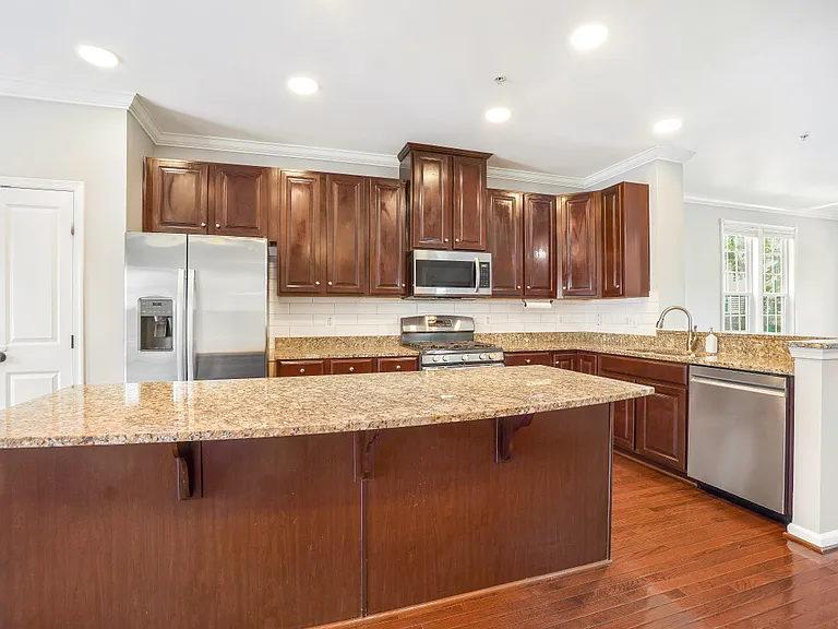 22764 Autumn Breeze Ave — Photo 13
