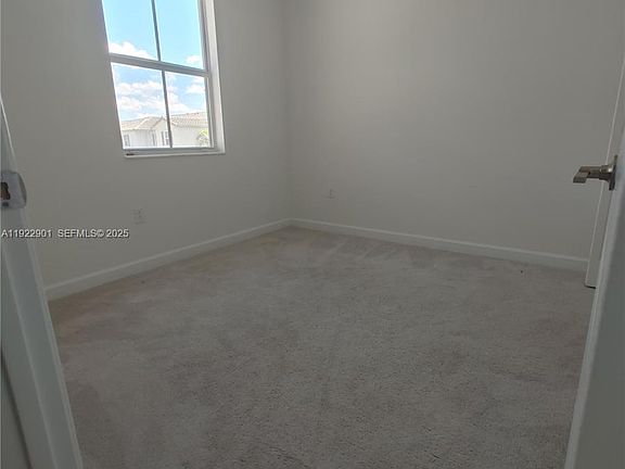 4th image of 1756 SE 26th Rd