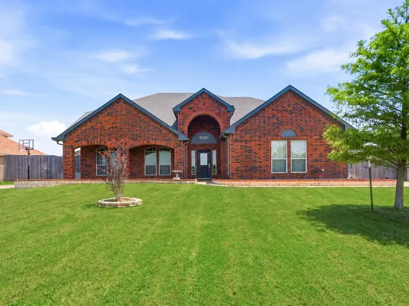 1080 Estates Dr, Kennedale, TX 76060