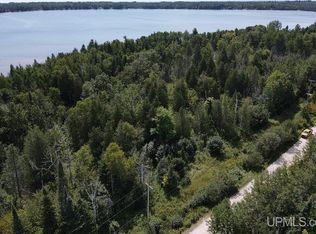 N Gulliver Lake Rd, Gulliver, MI 49840