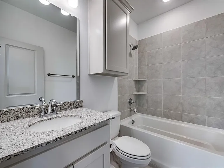 539 Cobblestone Ln — Photo 13