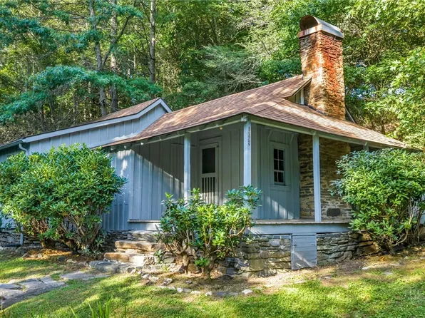 1092 Hartzog Ford Road, West Jefferson, NC 28694