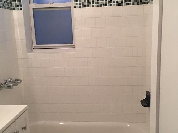 3rd image of 4545 46th St #2D