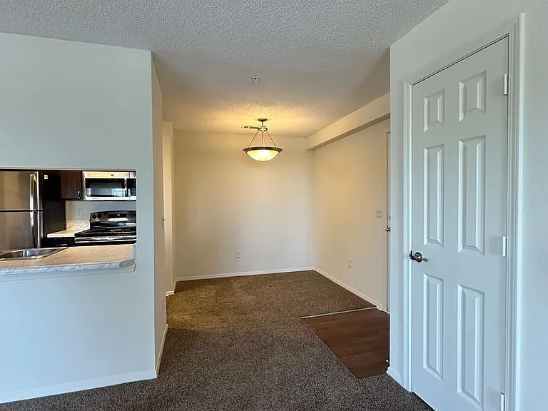 Hamilton at Turman Farms Apartments — Photo 43