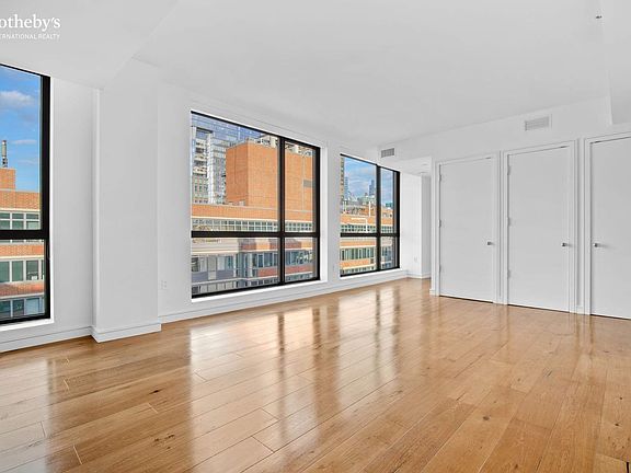 3rd image of 540 W 28th St Ph C