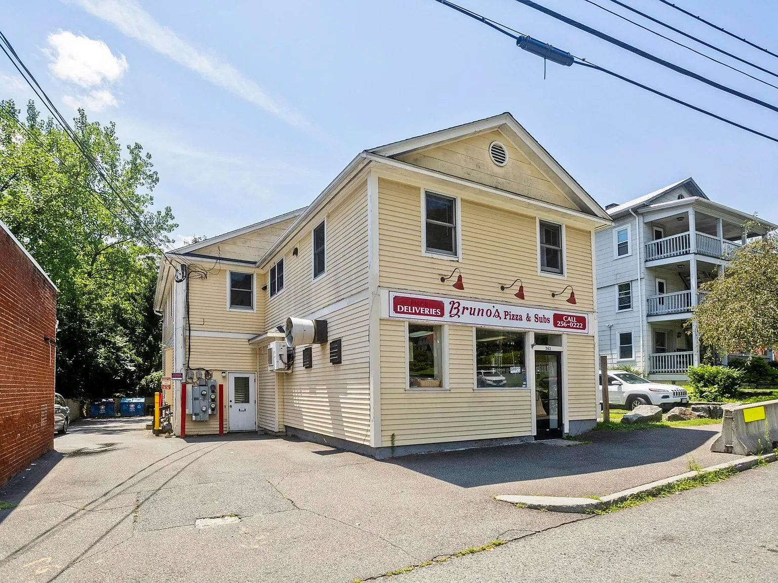 3 bed, $3,150 — Photo 1