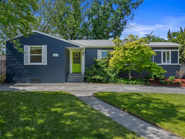 1910 Harris Ave, Richland, WA 99354