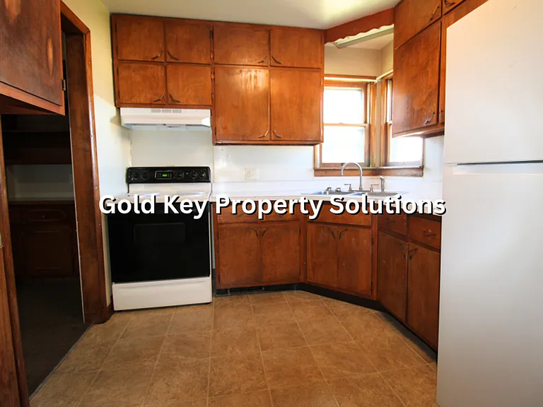 1725 Delaware St — Photo 13