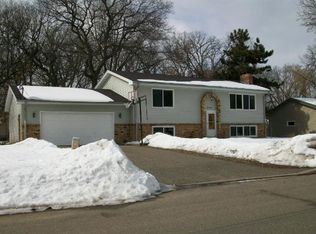 8140 Ruth St NE, Fridley, MN 55432