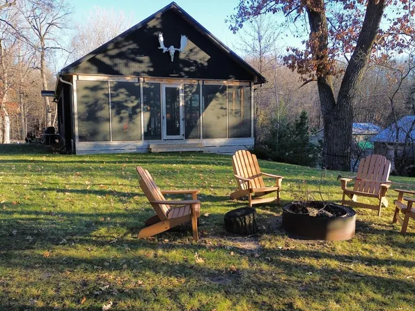 17905 54th St NW, South Haven, MN 55382