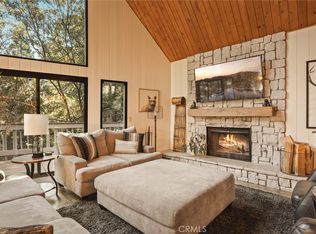 27332 Pinewood Dr, Lake Arrowhead, CA 92352