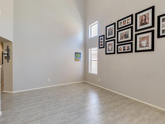 5th image of 15567 W Mohave St