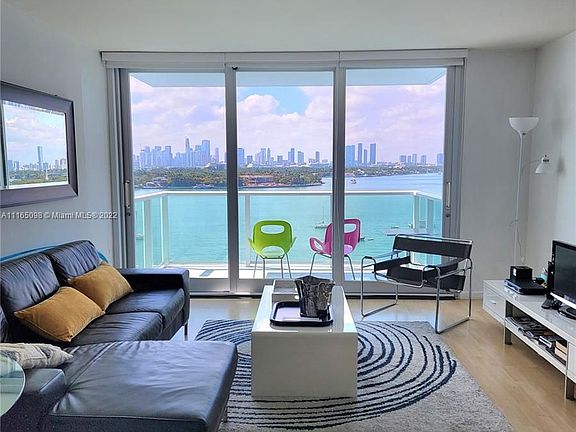3rd image of 1000 West Ave APT 1016