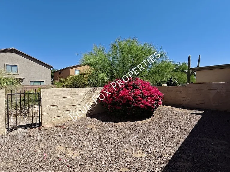 8305 N Midnight Way — Photo 30