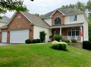 25W318 Della Ave, Carol Stream, IL 60188
