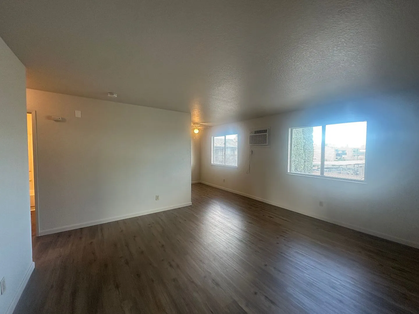 366 E Edison St #1 - #12, Manteca — Photo 2