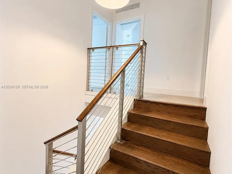 92 SW 3rd St #503 — Photo 25