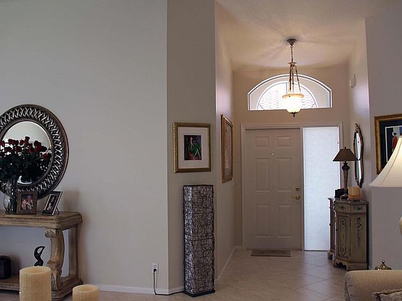 2nd image of 5129 Pelican Cove Dr