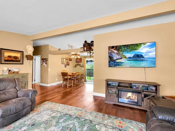 1920 Larkspur Dr, Alpine, CA 91901