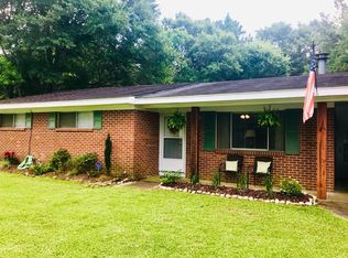 105 Hamilton Dr, Petal, MS 39465