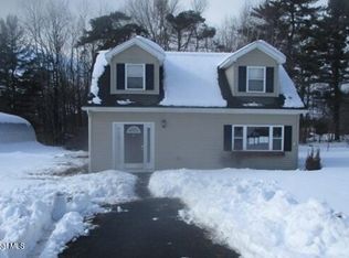 42 Broad St, Broadalbin, NY 12025