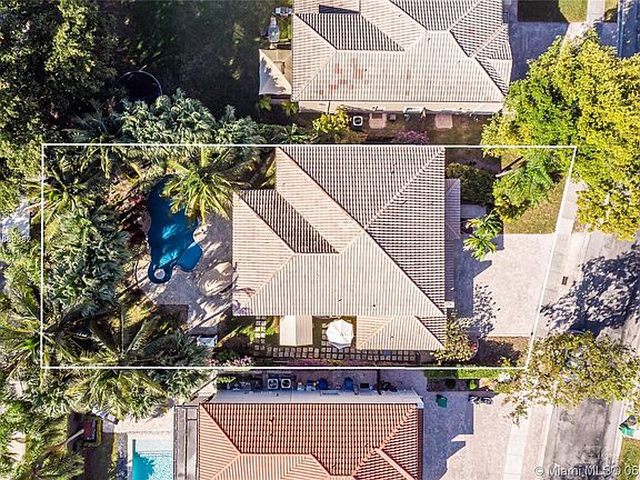 3rd image of 6318 NW 113th Pl #6318