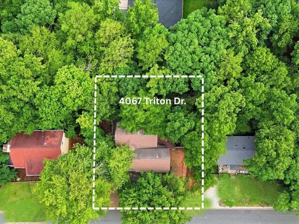 4067 Triton Dr, Tega Cay, SC 29708