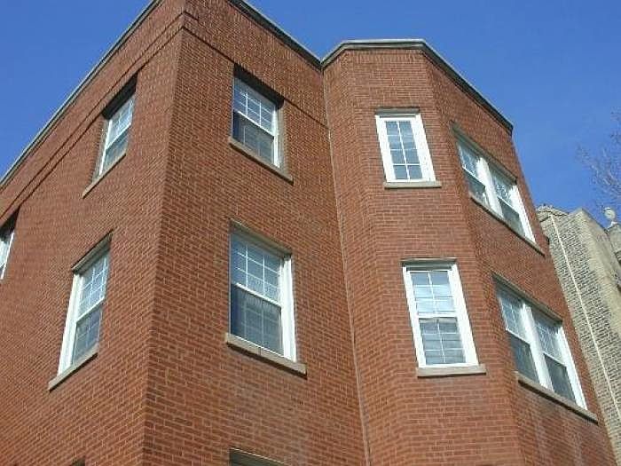 1st image of 4022 N Ashland Ave APT 2