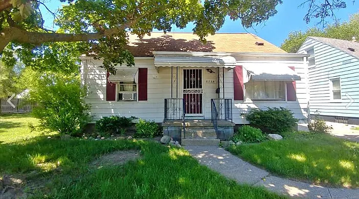 2738 Berkley St